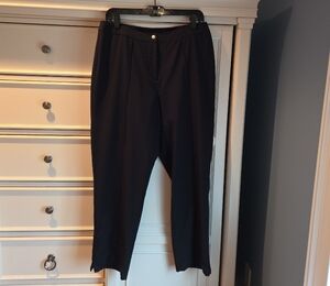 Chicos Zenergy Size 1.5 Women's Pants